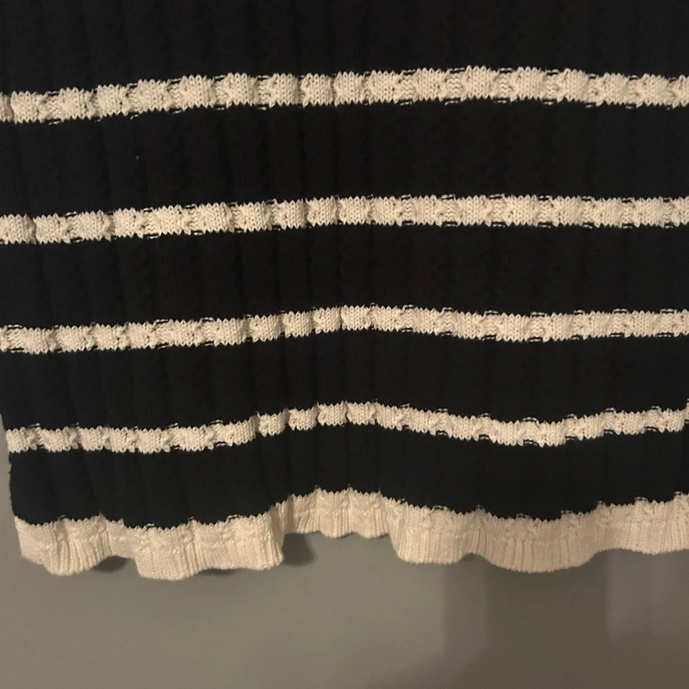 Joan Rivers Black and White Striped Crew Neck Sweater - Picture 5 of 8